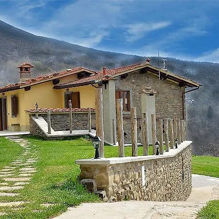 مزرعة للإقامة Prato Fiorito